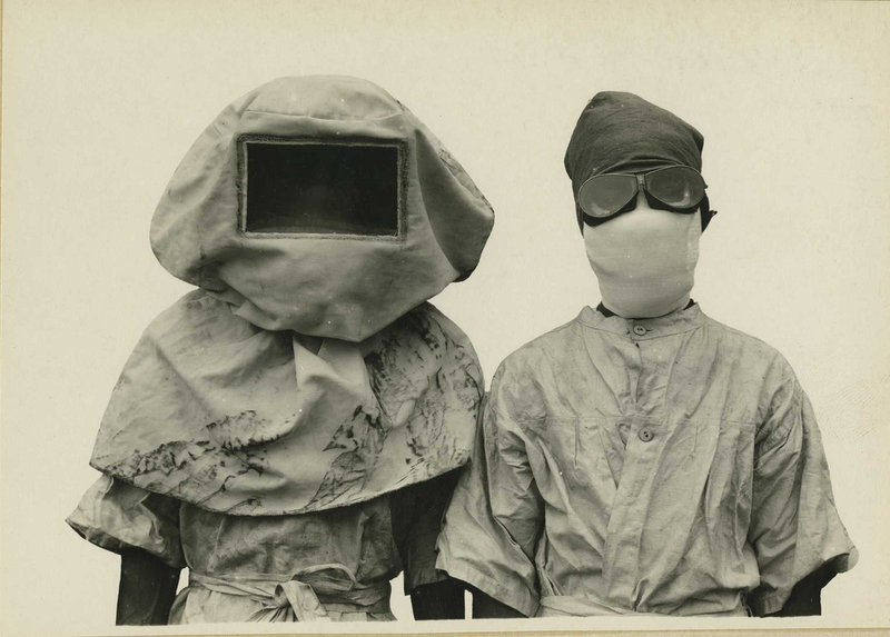 Illustration for article titled Horrifying Vintage Army Medical Photos Make Me Appreciate Modern Medicine Even More